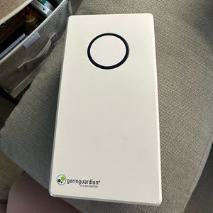 Germ Guardian UV light air filter, brand new. Travel mini air filter plug in!
